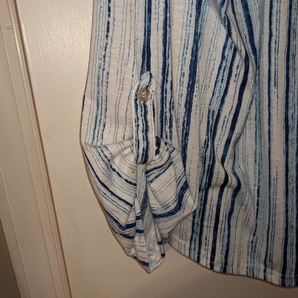Button down shirt - Picture 3 of 6
